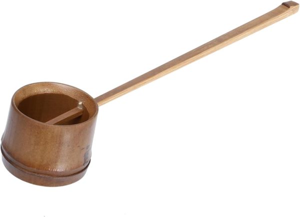Bamboo Water Ladle Long Handle Large Capacity Garden Watering Tool Practical Watering Spoon 1pc
